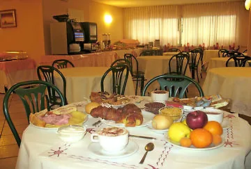 C-Hotels International Cattolica 3*,